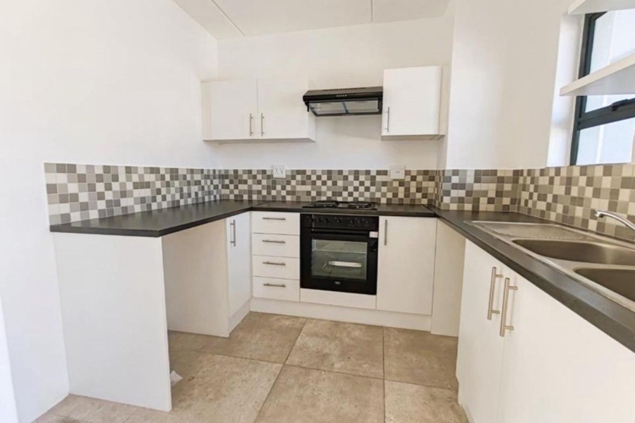 2 Bedroom Property for Sale in Ottery East Western Cape